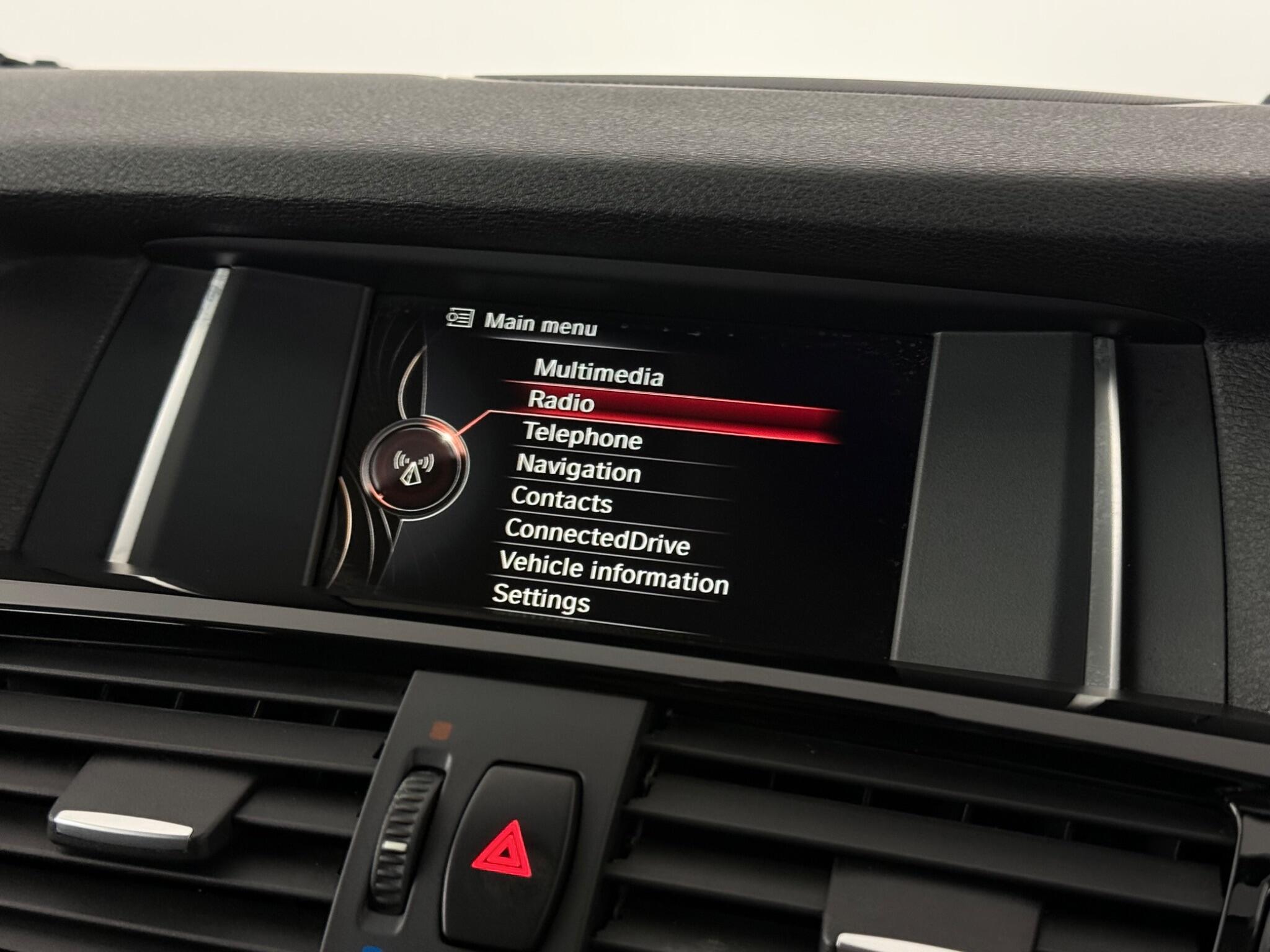 BMW X4 view 26