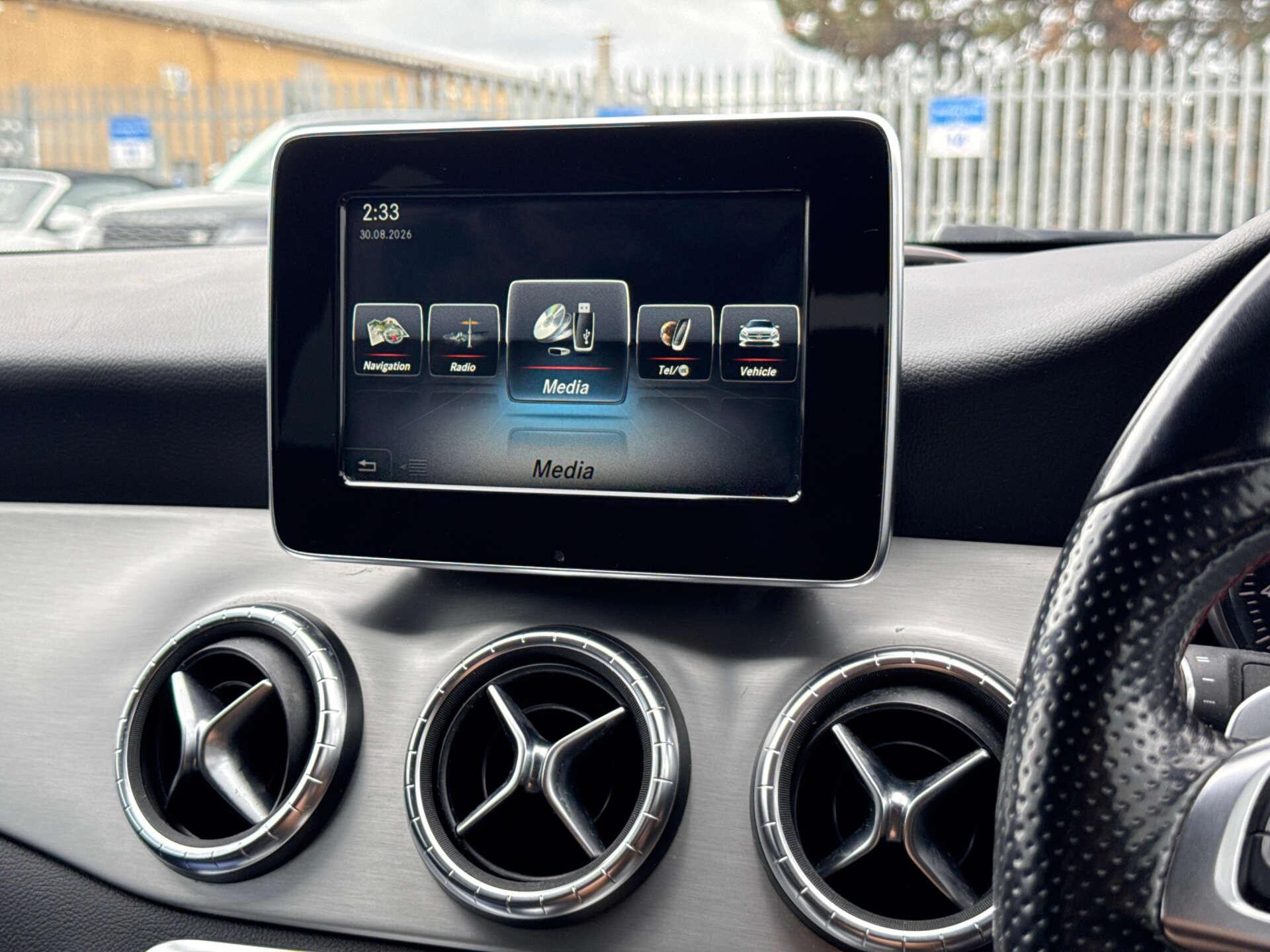 Mercedes-Benz Cla view 66
