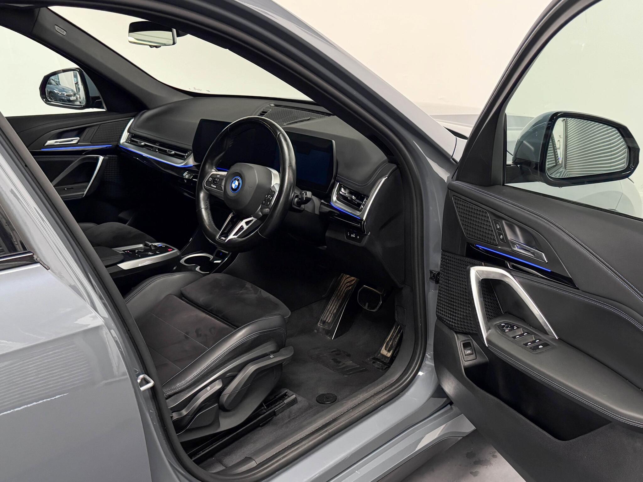 BMW Ix1 view 33