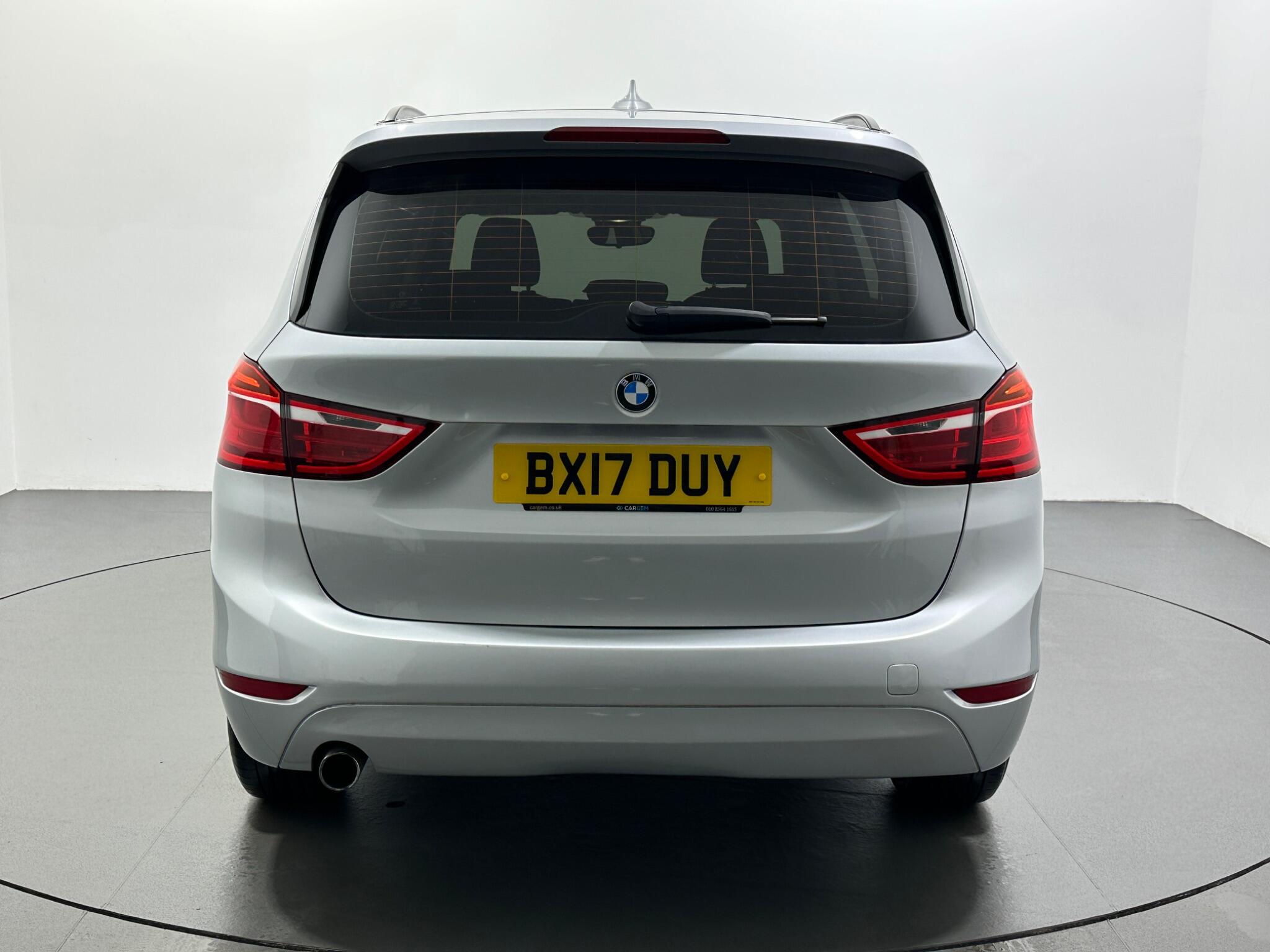 BMW 2 Series view 7