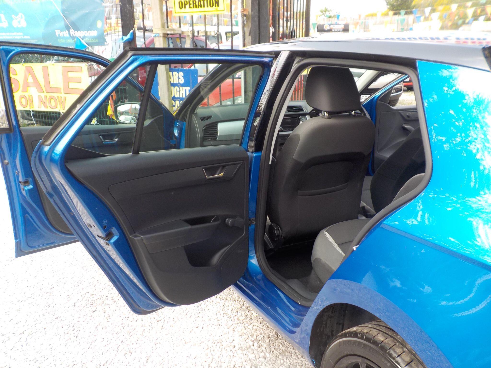 Skoda Fabia 1.0 Colour Edition Euro 6 (s/s) 5dr