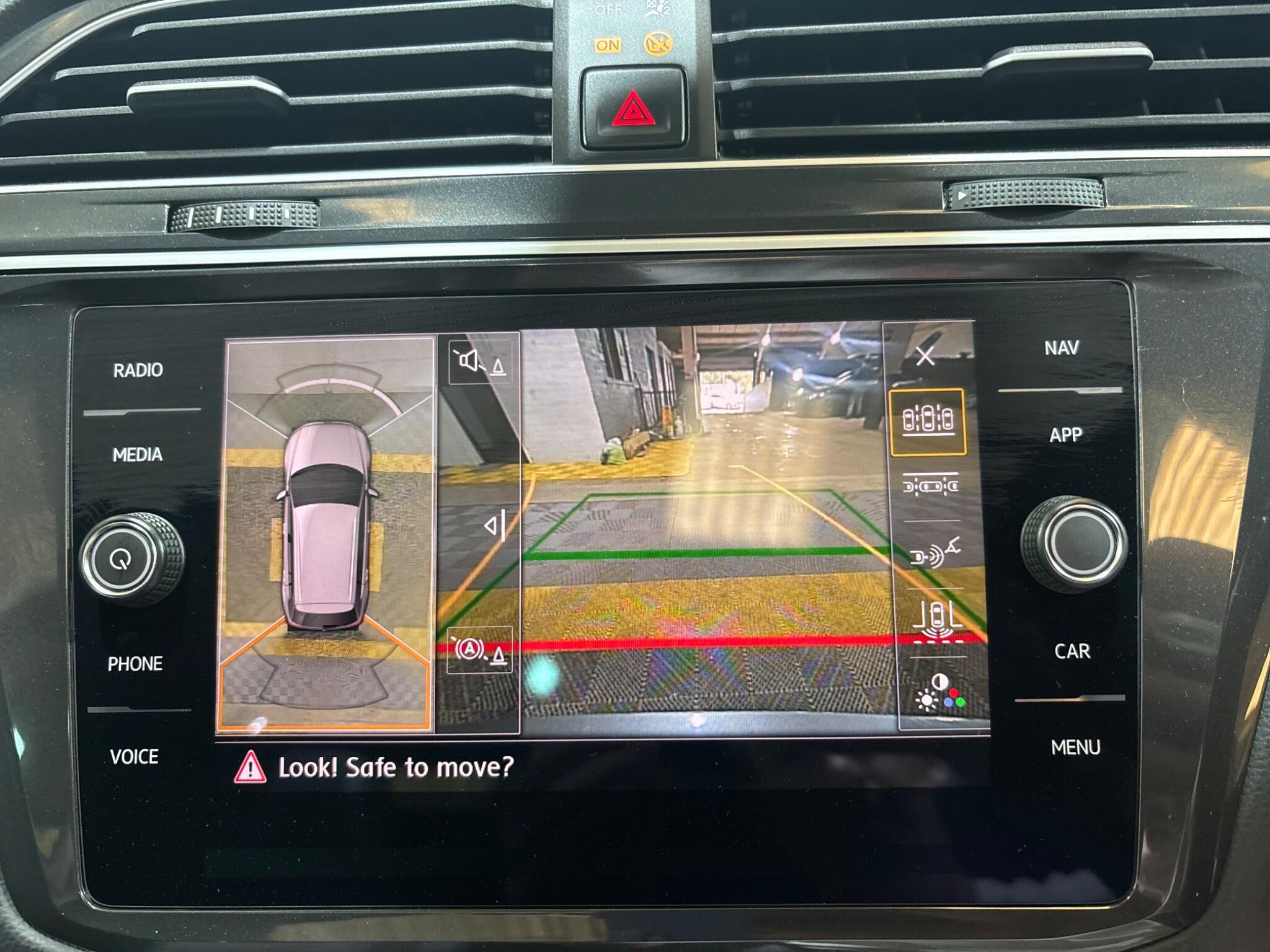 Volkswagen Tiguan view 51