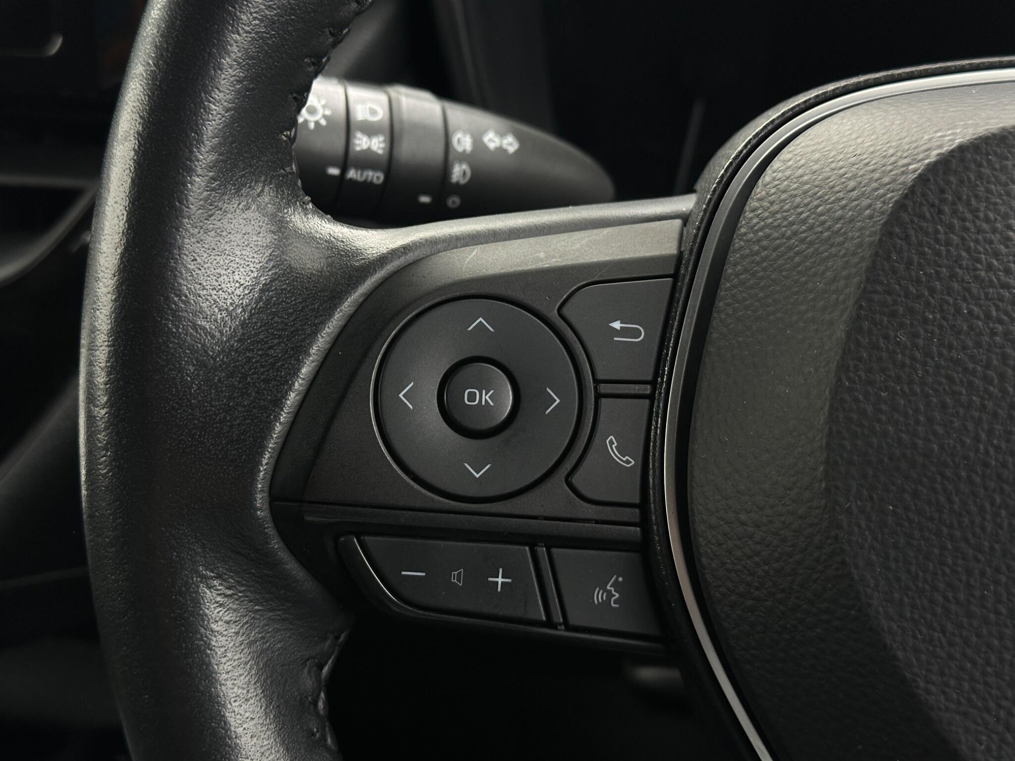 Toyota Corolla view 15