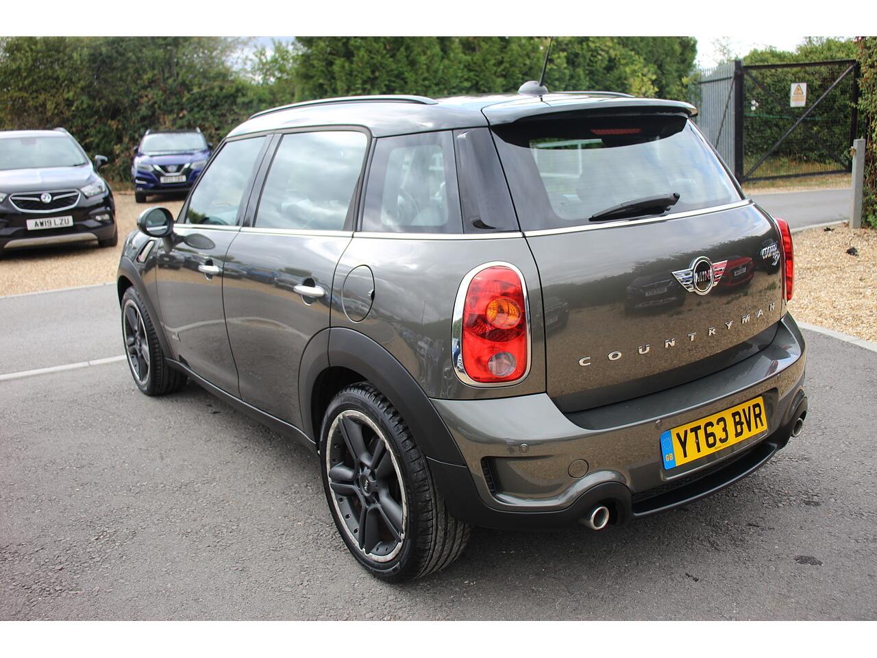 Mini Countryman view 10