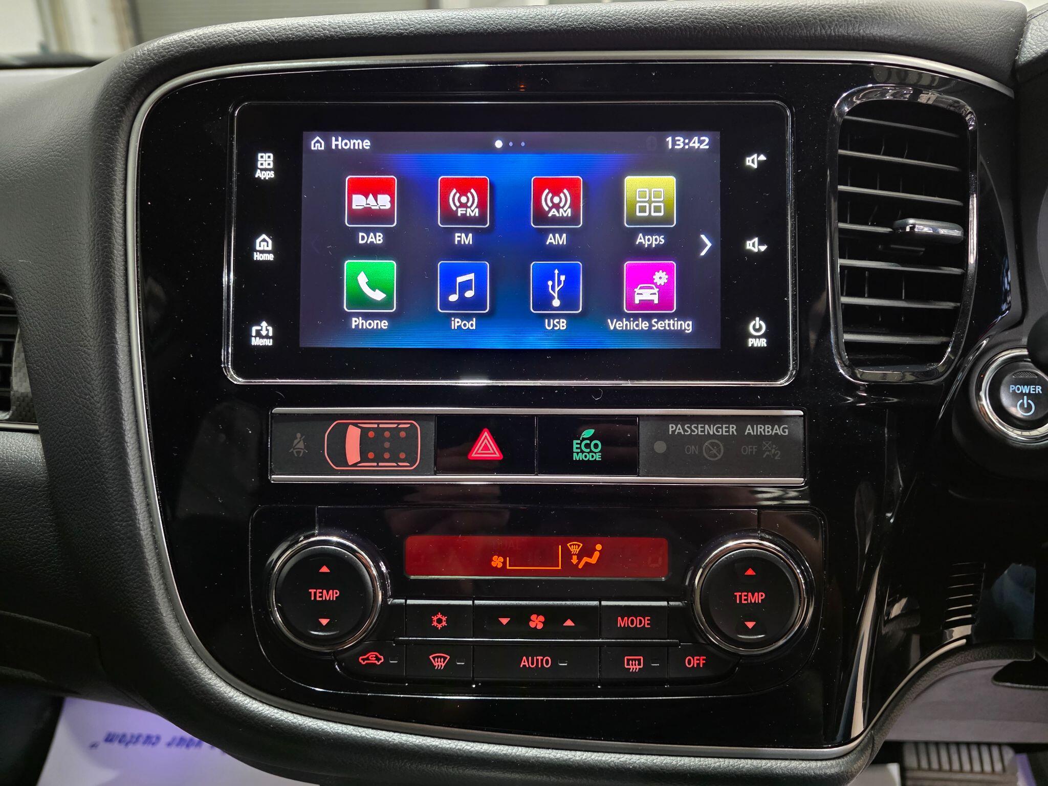 Mitsubishi Outlander view 7