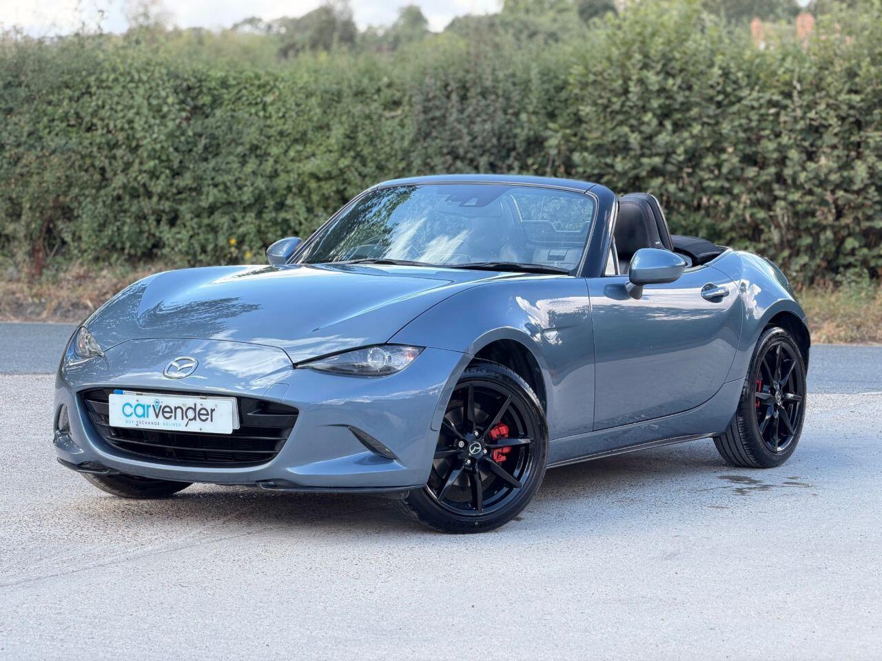 Mazda MX-5 view 4