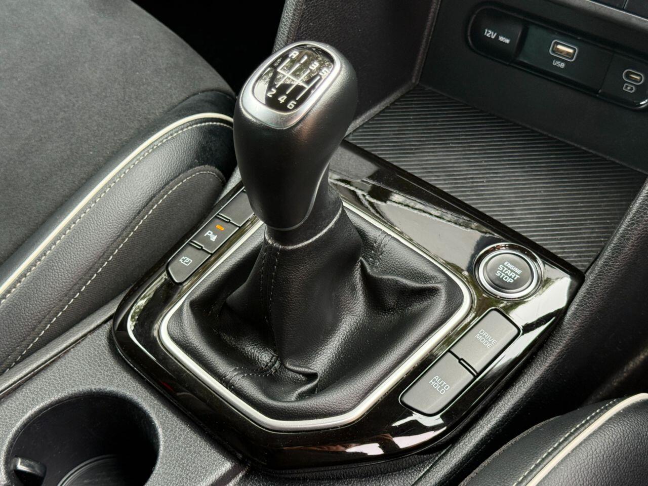 Kia Sportage view 34