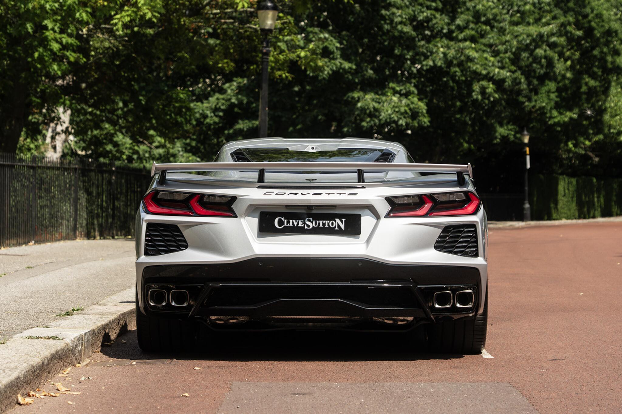 Chevrolet Corvette Stingray view 5