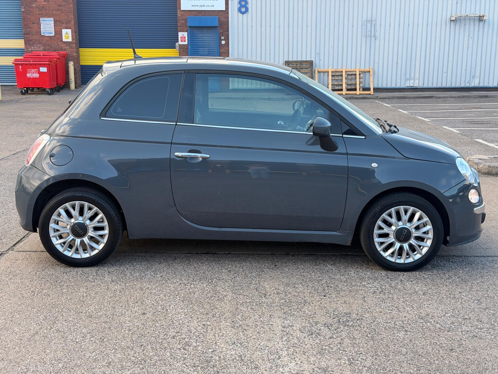 Fiat 500 view 23
