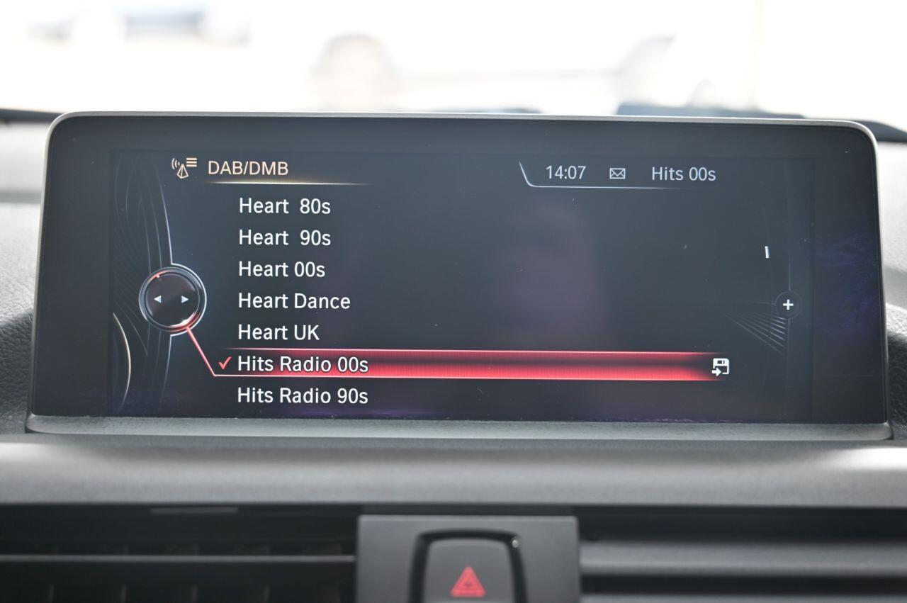 BMW 2 Series view 24