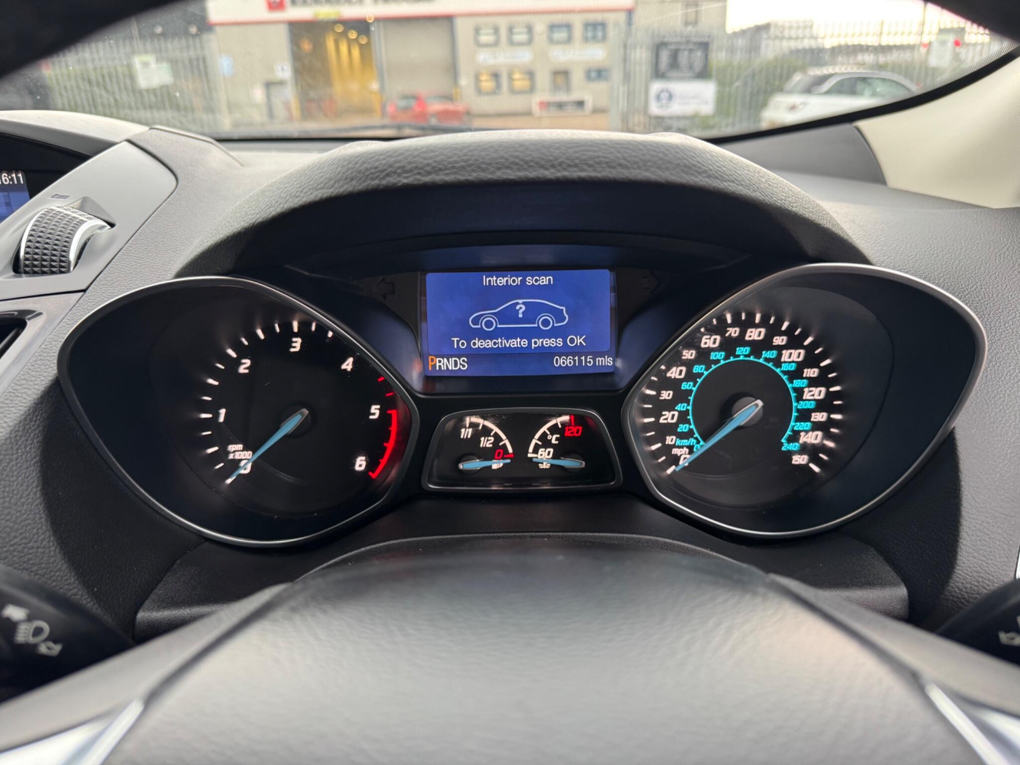 Ford Kuga view 48
