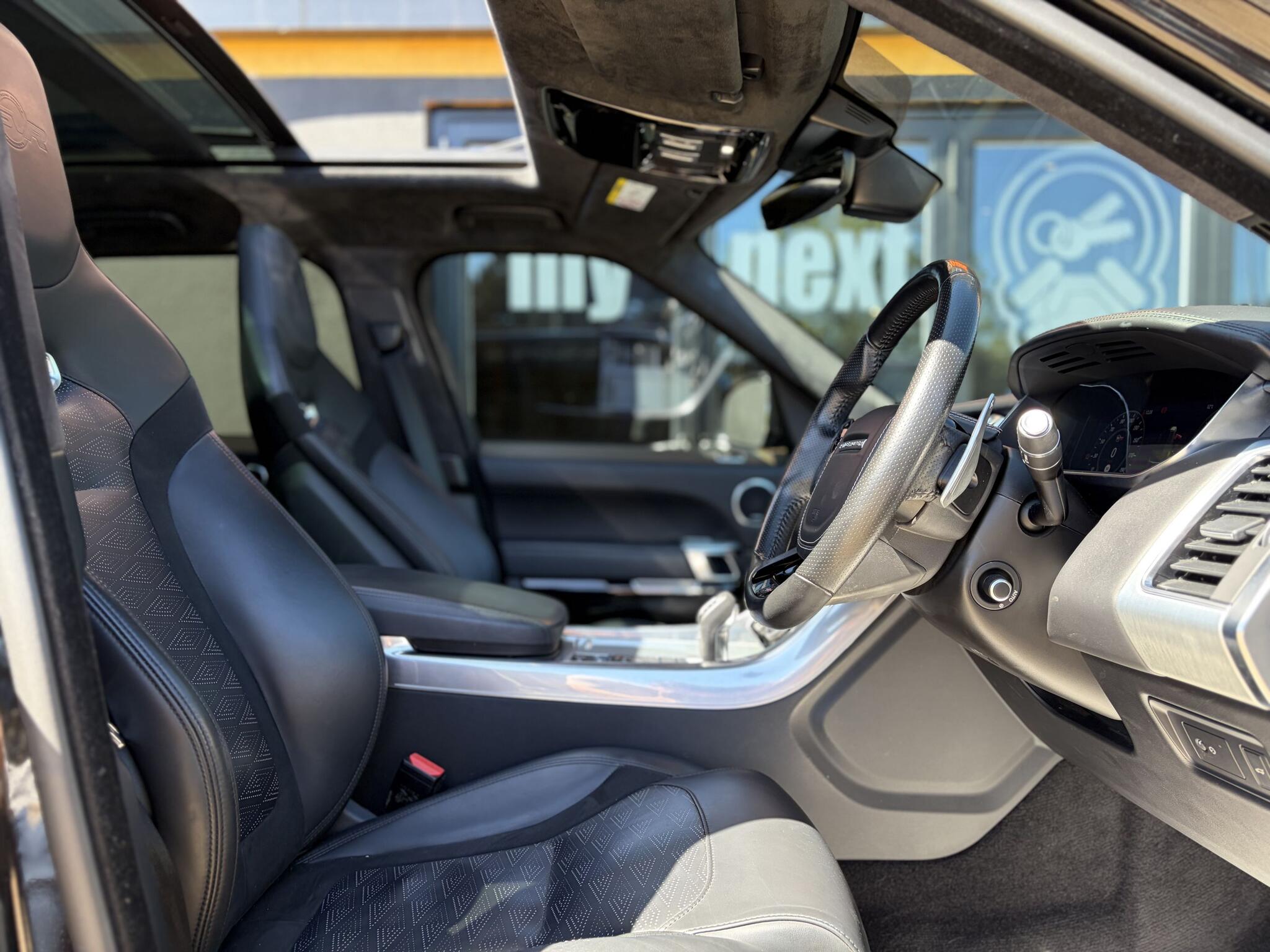 Land Rover Range Rover Sport view 16