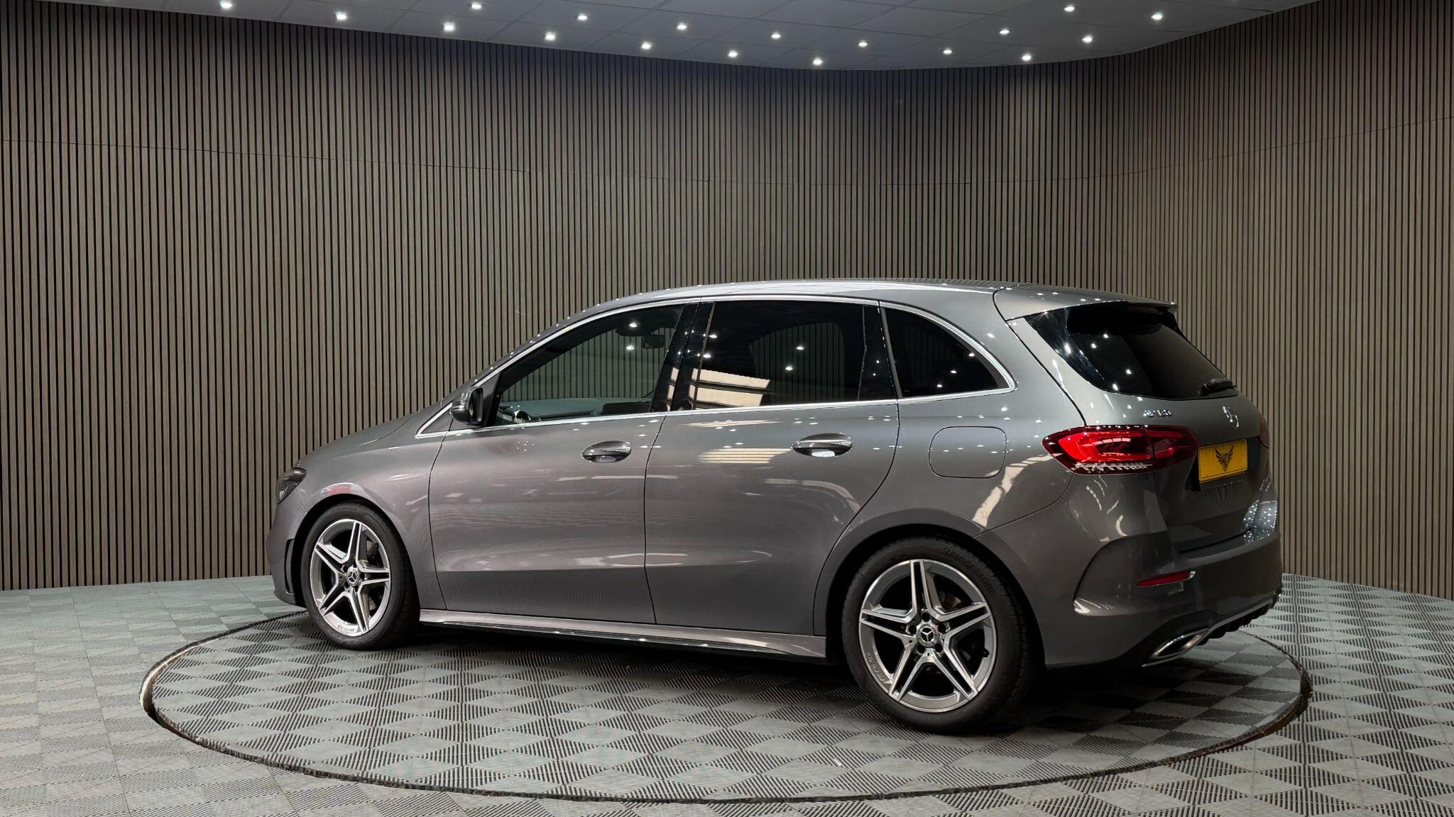 Mercedes-Benz B-Class view 43