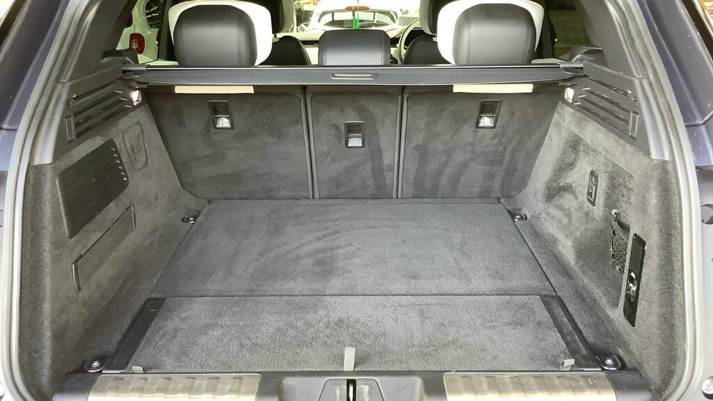 Land Rover Range Rover Sport view 9
