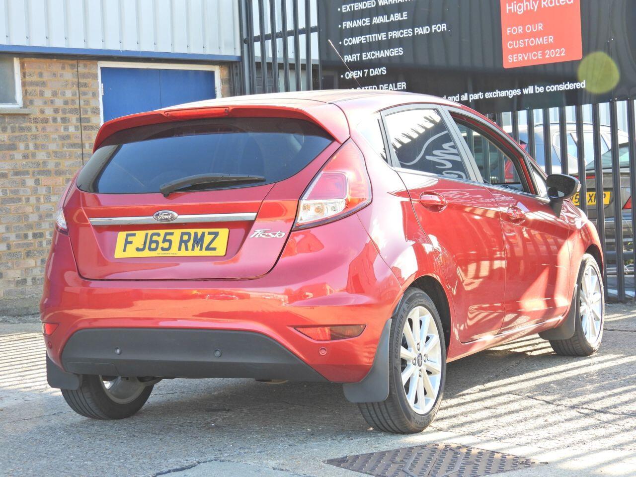 Ford Fiesta view 11
