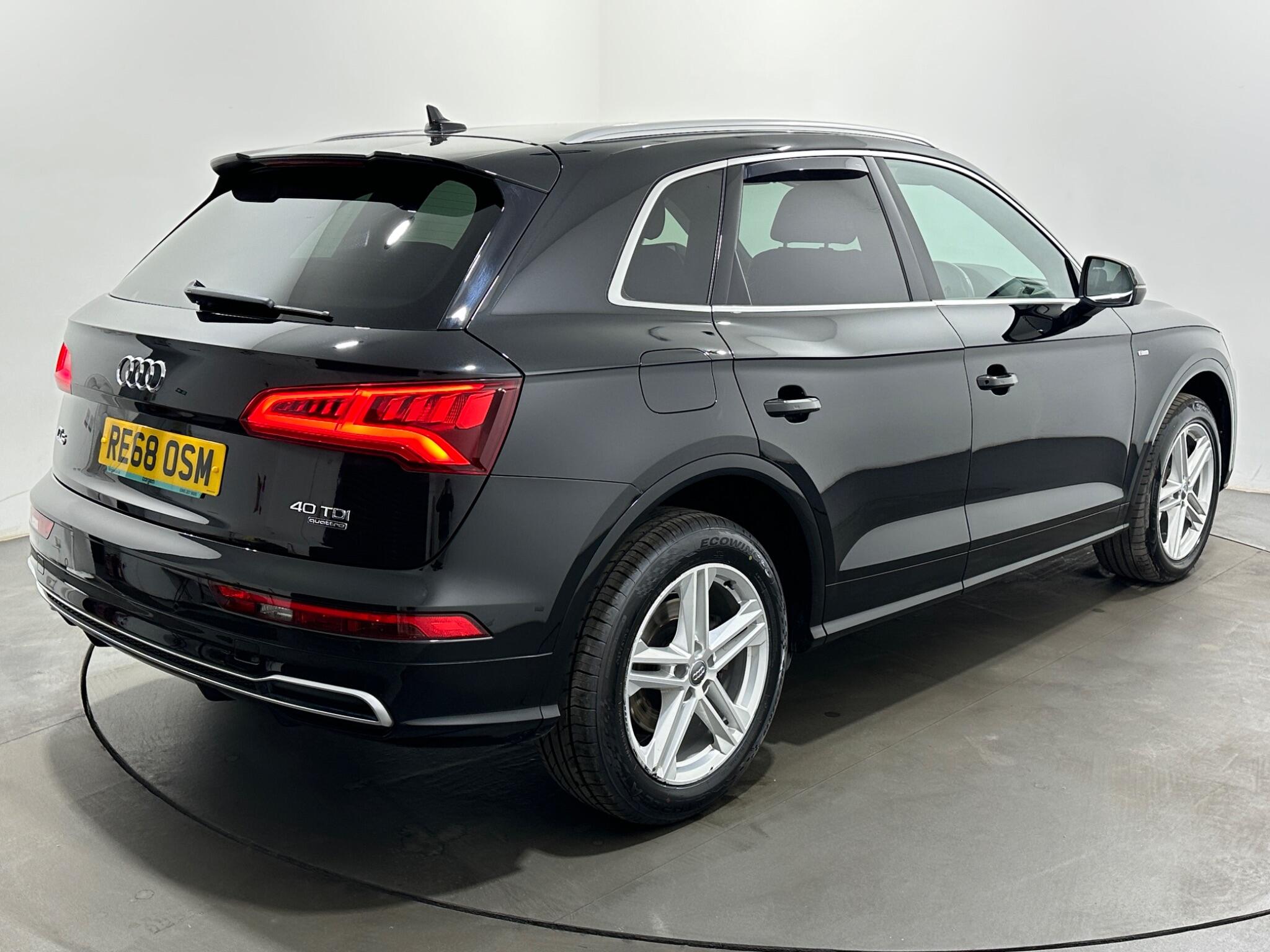 Audi Q5 view 53
