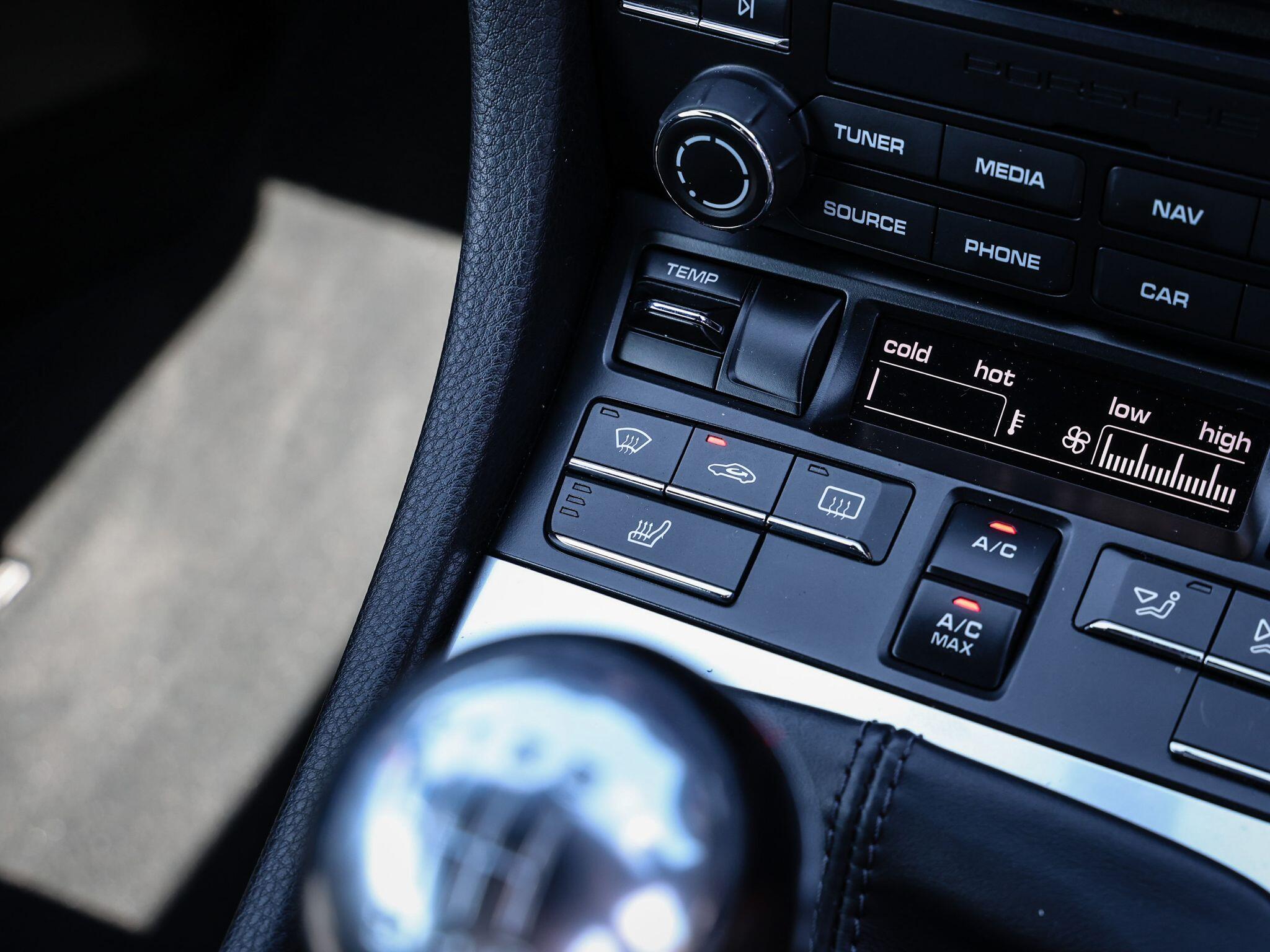 Porsche Cayman view 46