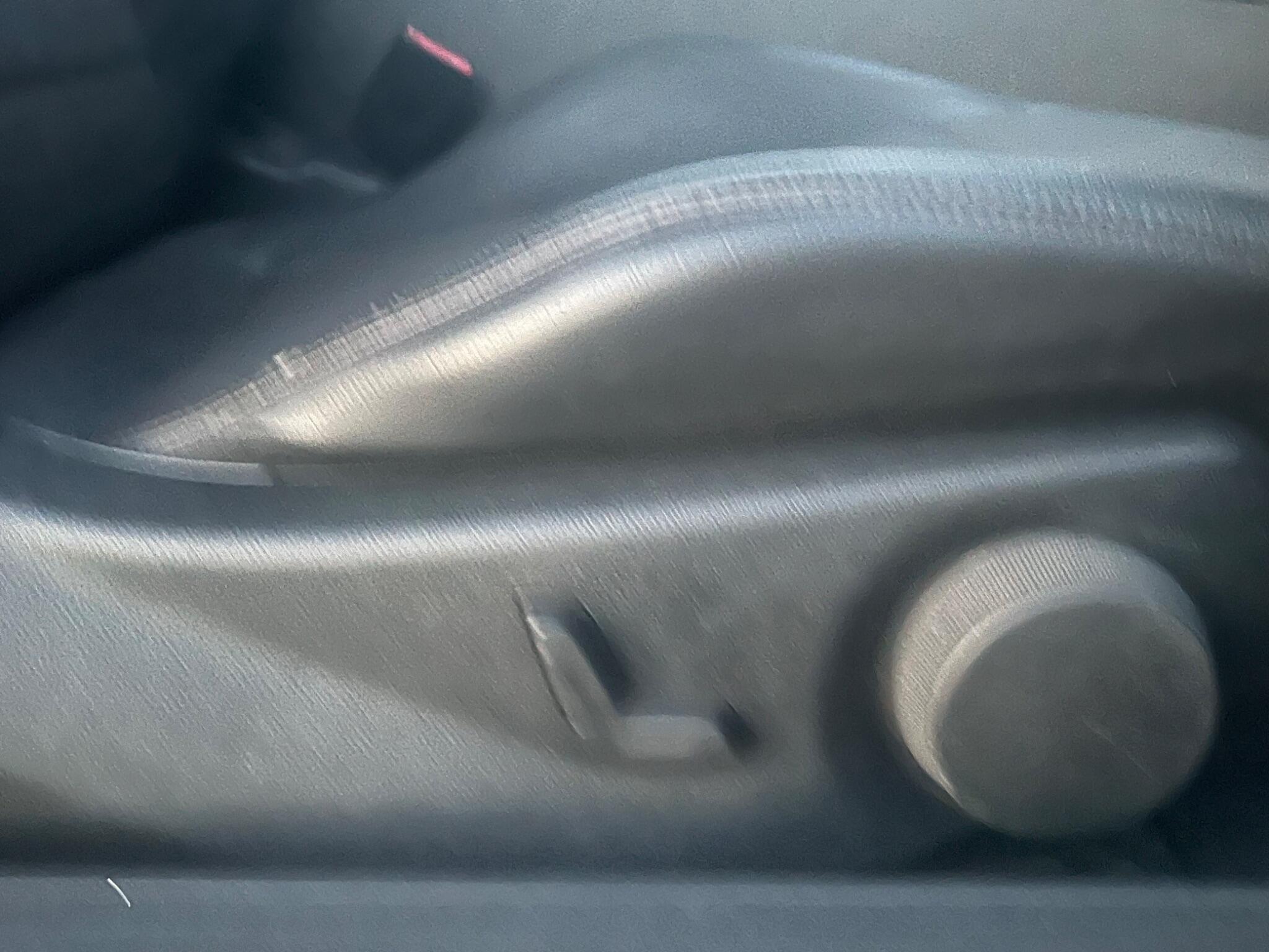 Mercedes-Benz C-Class view 21