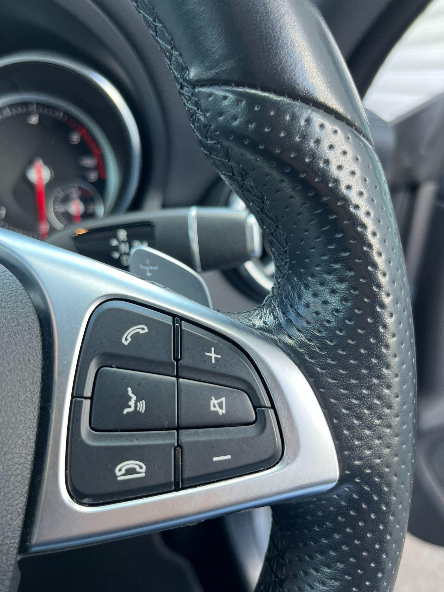 Mercedes-Benz Cla view 17