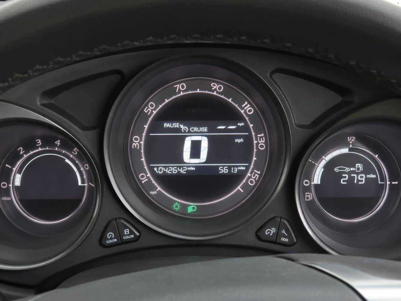 Citroen C4 view 5