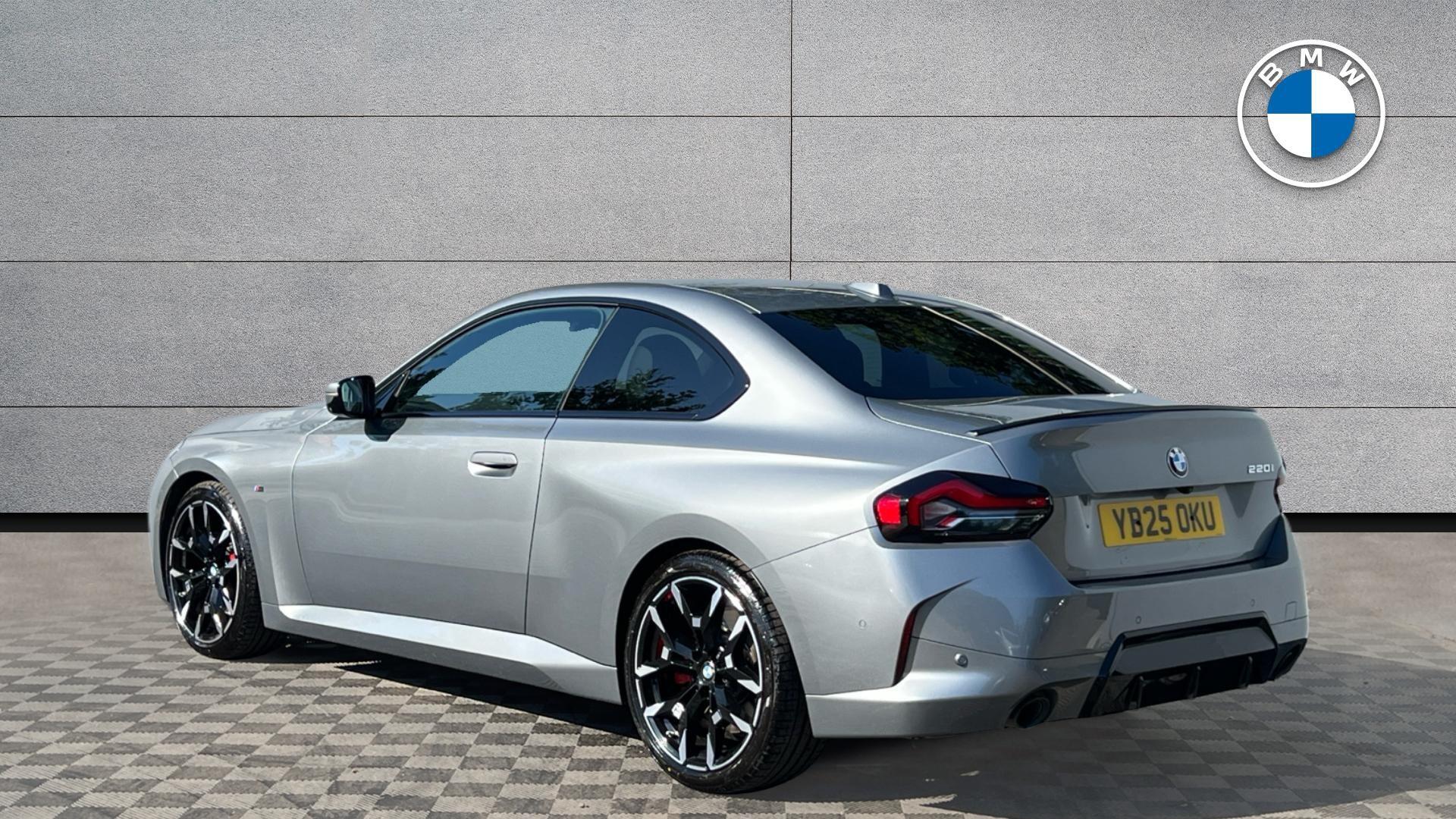 BMW 2 Series view 2