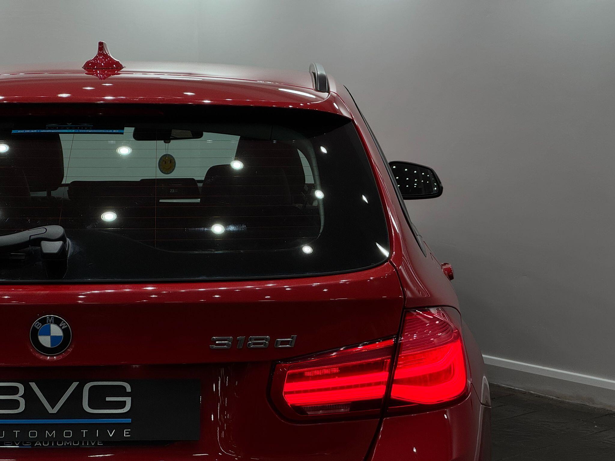 BMW 3 Series view 19