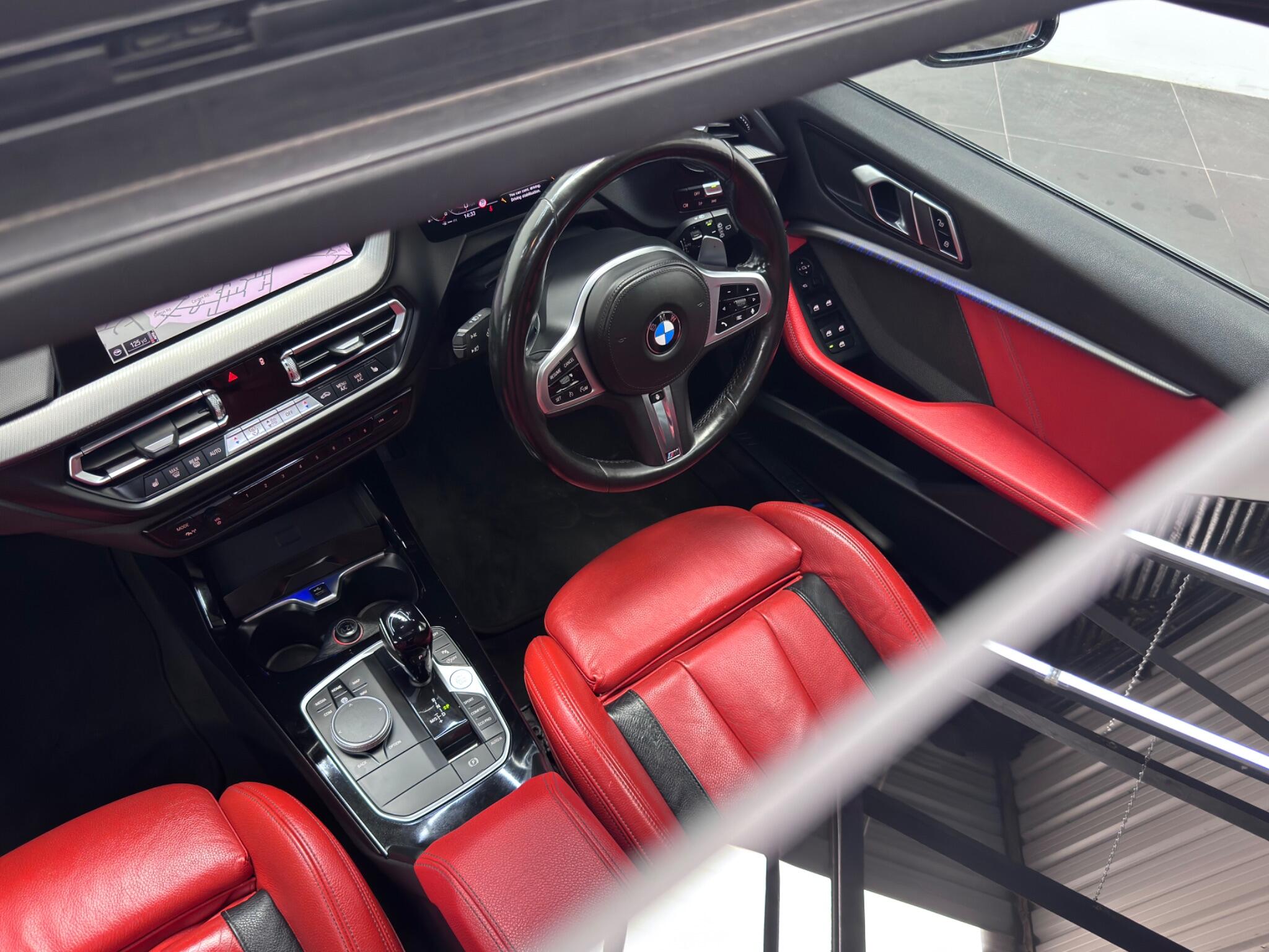 BMW 1 Series view 5