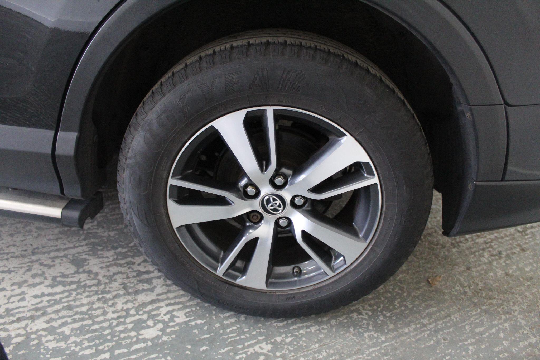Toyota Rav4 view 56