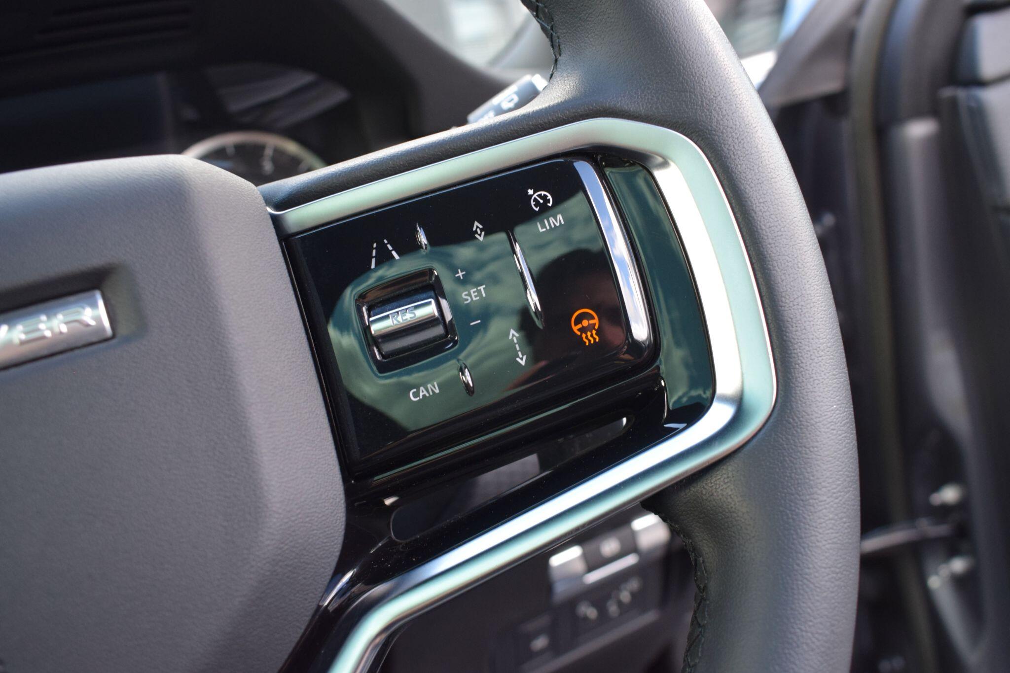 Land Rover Range Rover Evoque view 20
