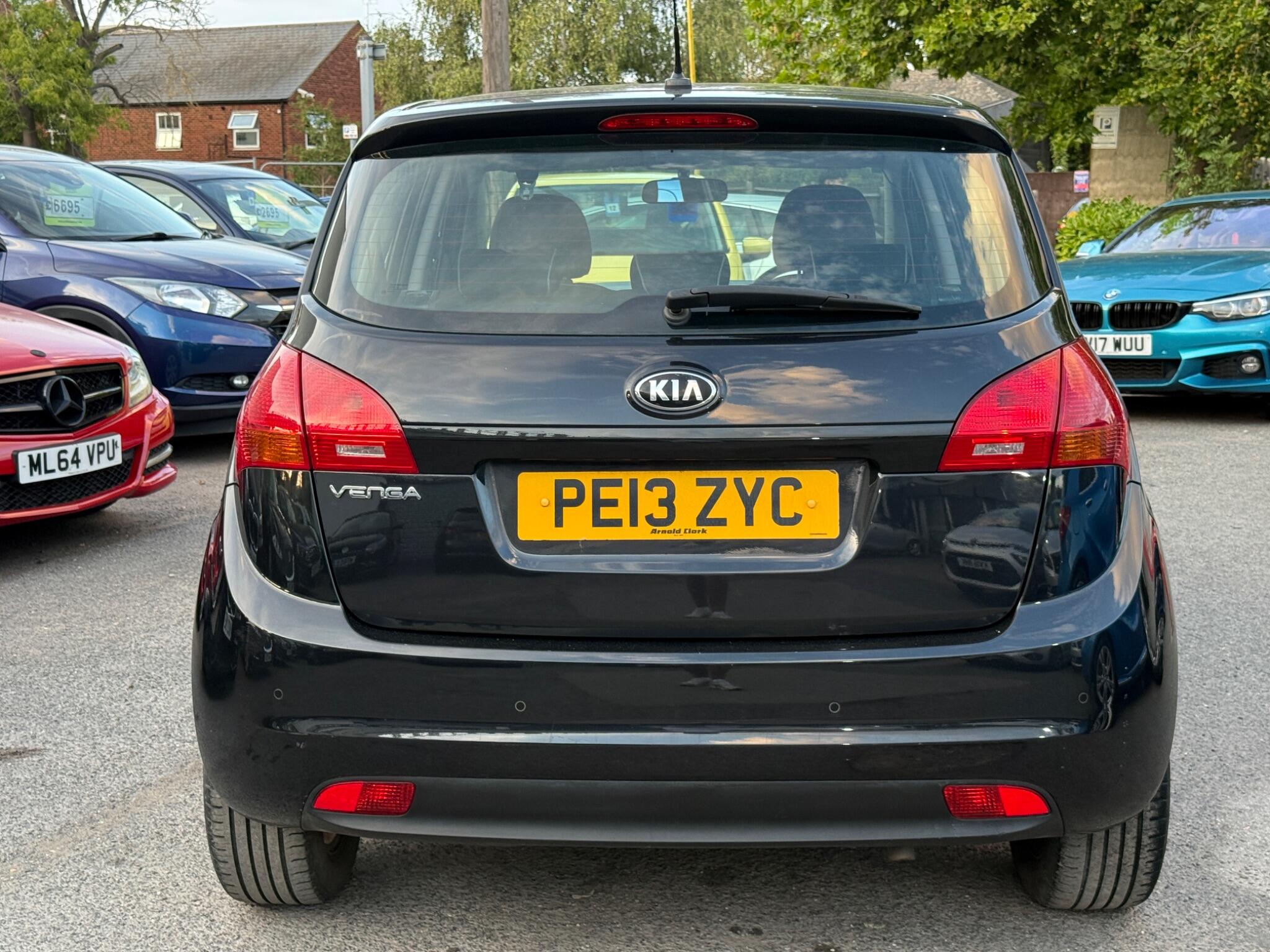 Kia Venga - Image 15