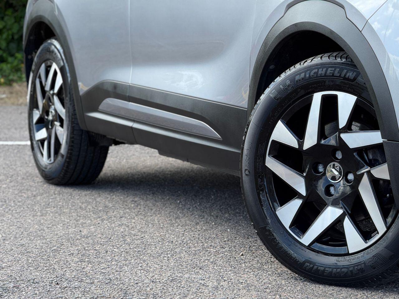 Vauxhall Mokka Electric view 7