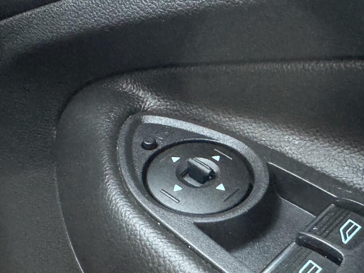 Ford Kuga view 21