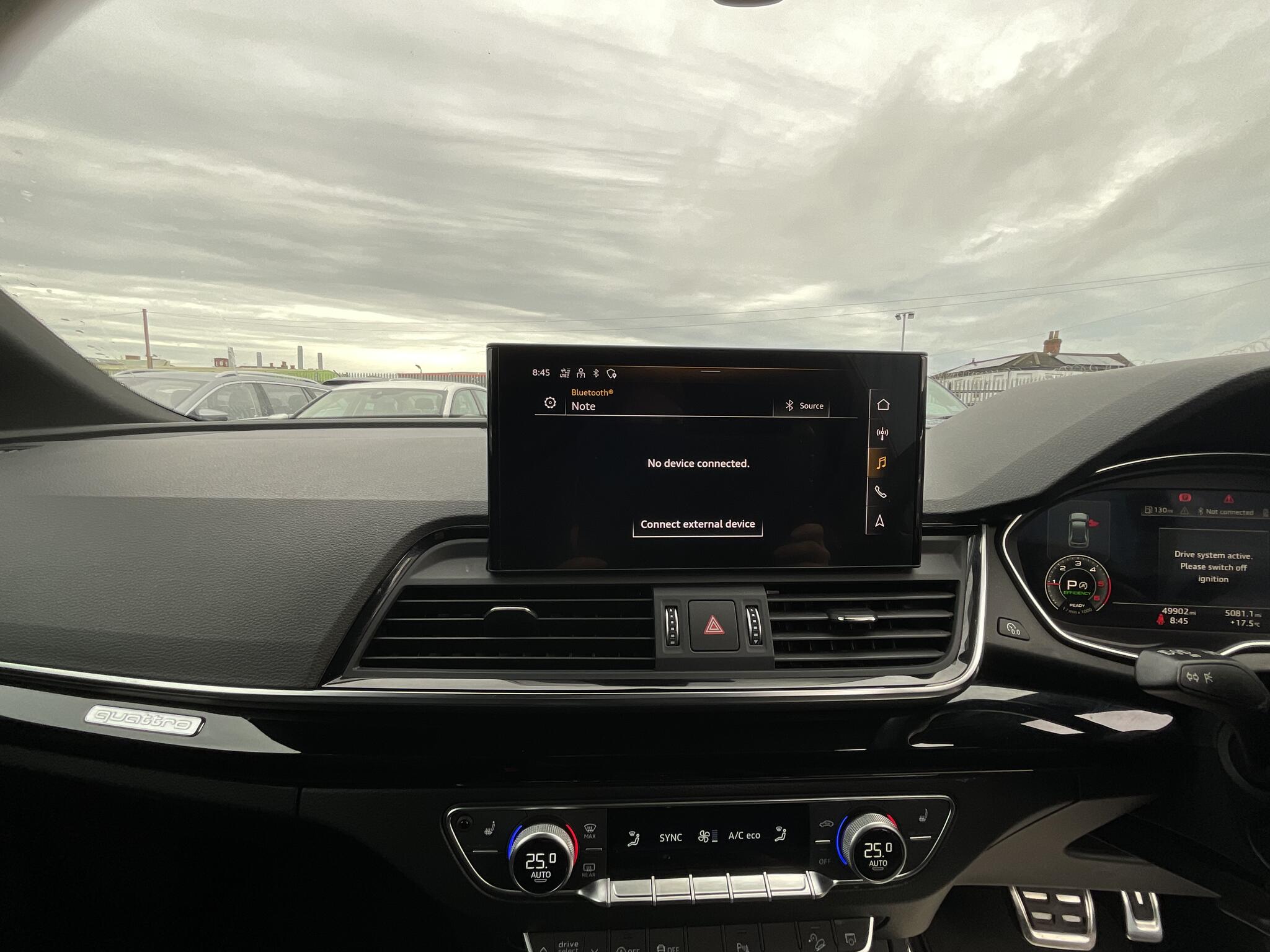 Audi Q5 view 28