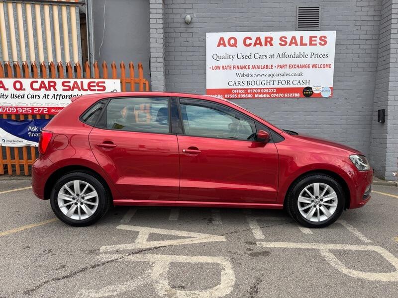 Volkswagen Polo view 8