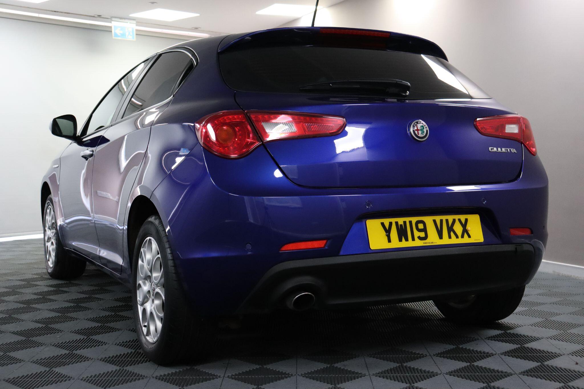 Alfa Romeo Giulietta view 28