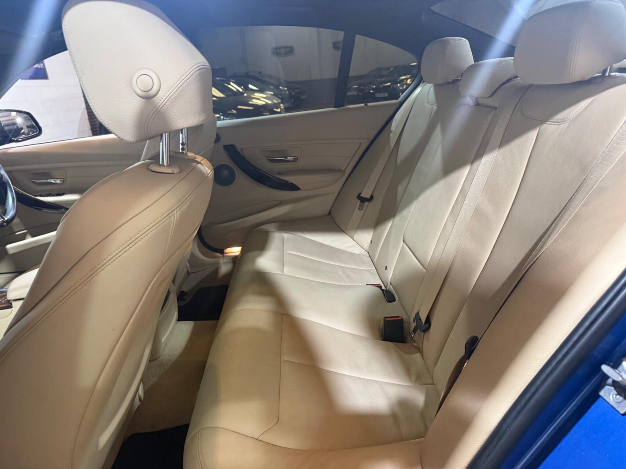 BMW 3 Series view 53