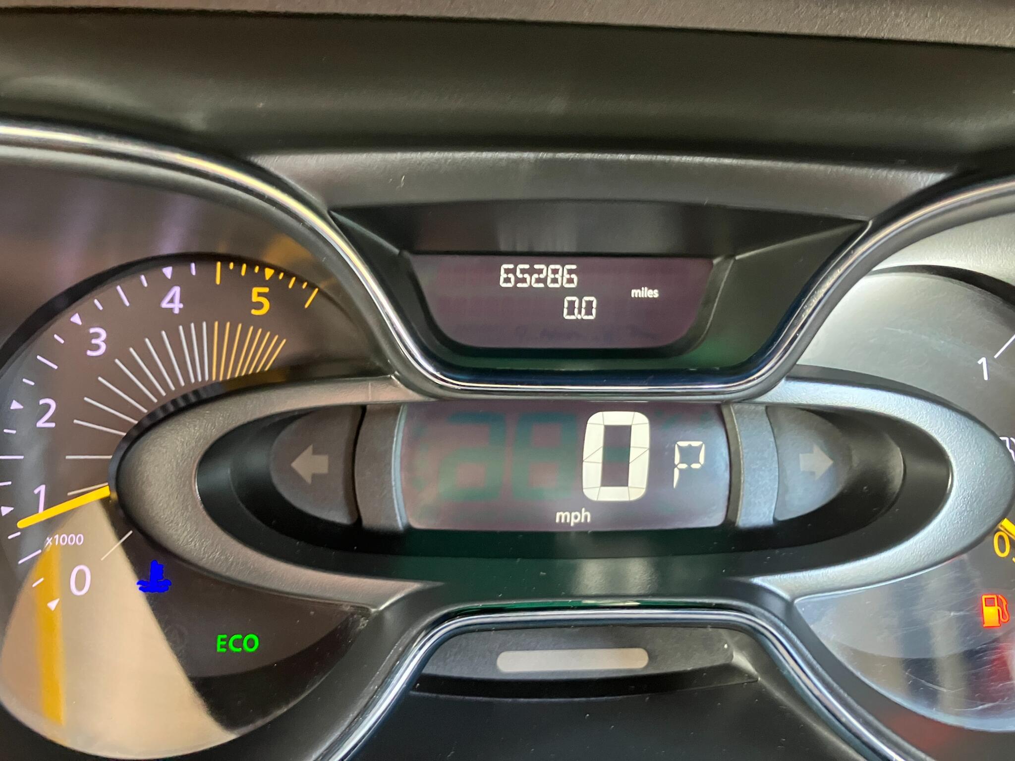 Renault Captur view 9
