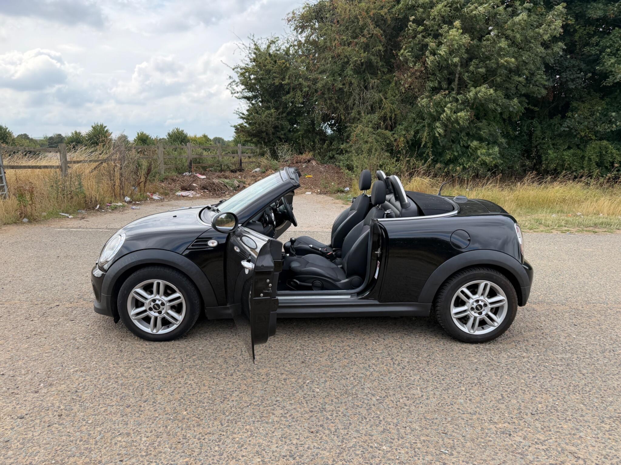 Mini Roadster view 5