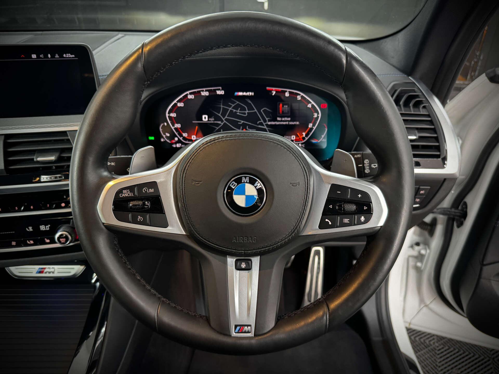 BMW X3 view 56