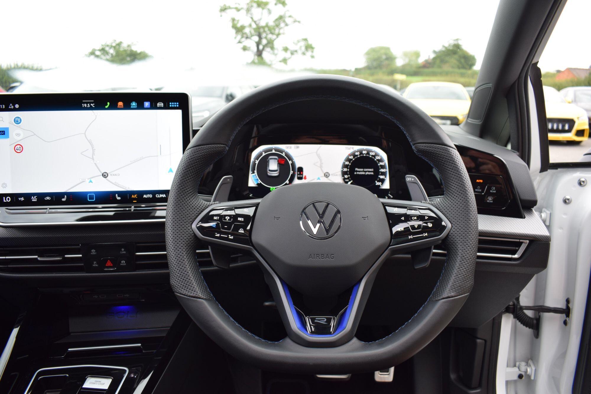 Volkswagen Golf view 10