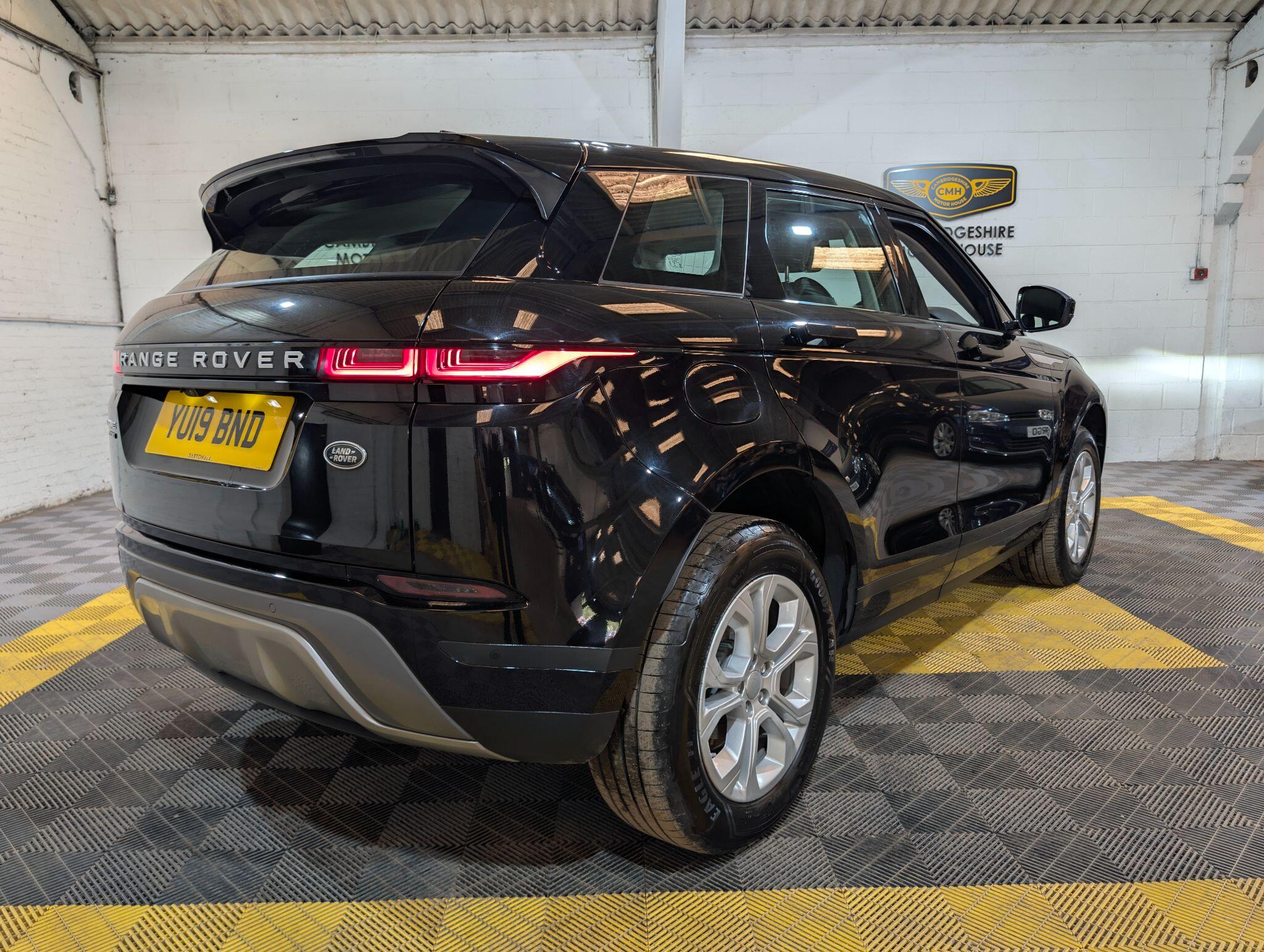 Land Rover Range Rover Evoque view 4