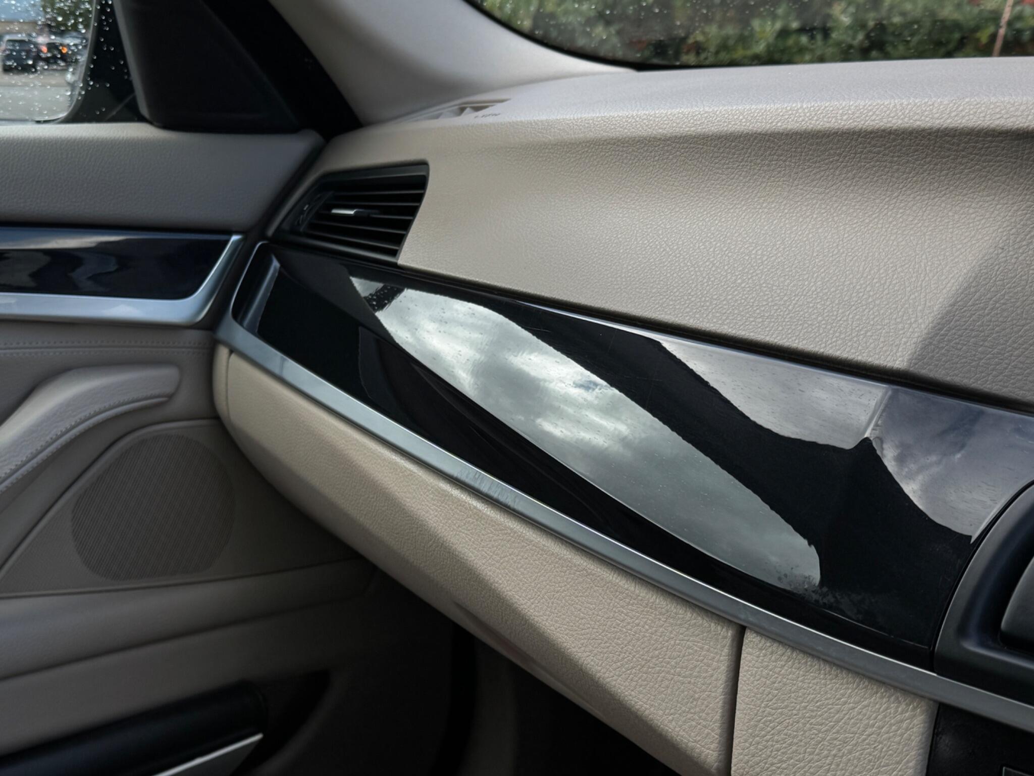 BMW 5 Series view 42