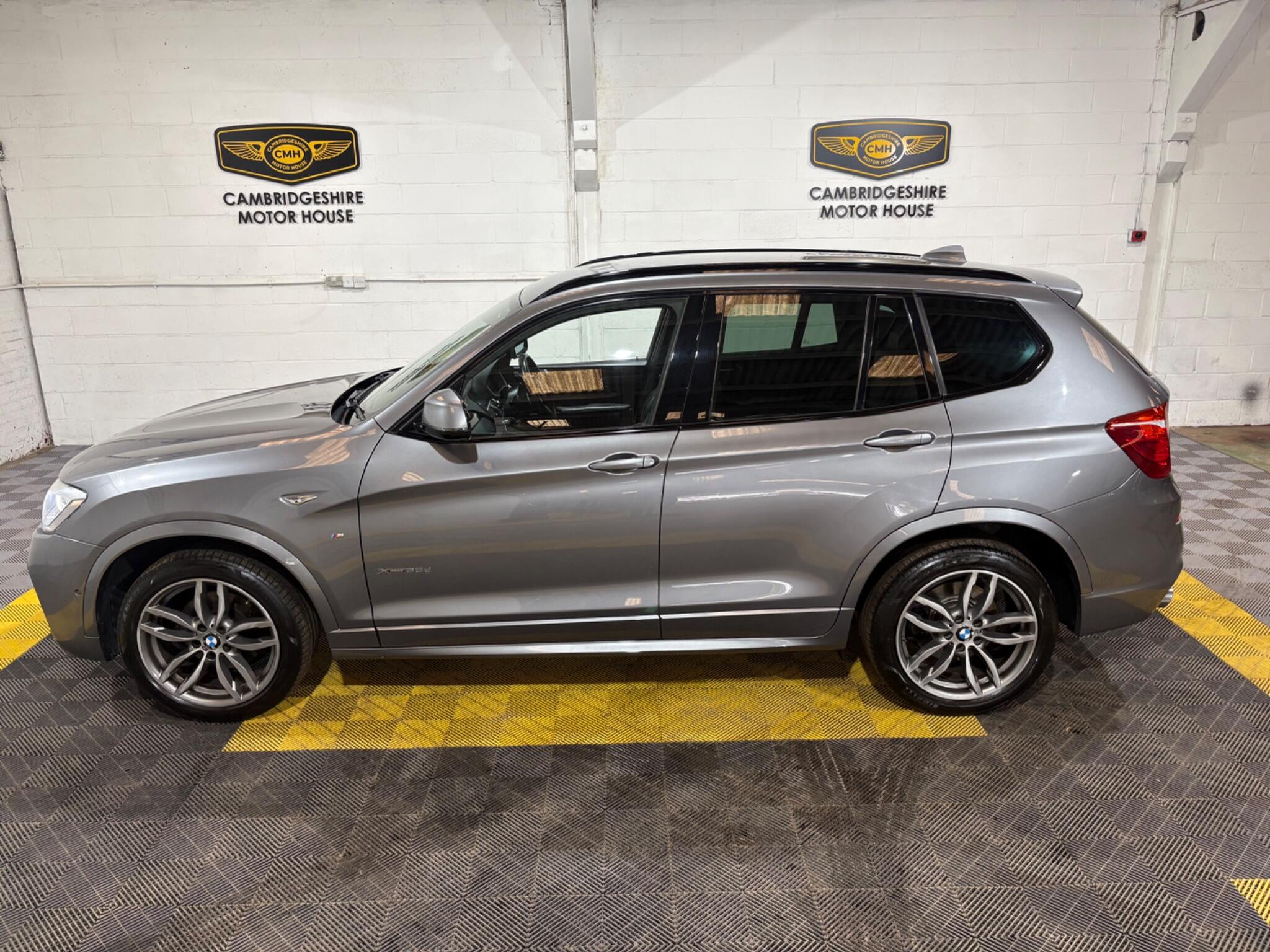 BMW X3 view 9