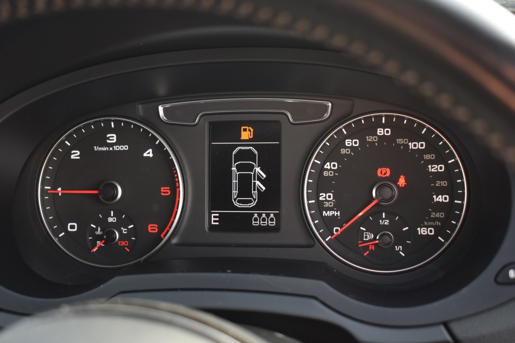 Q3 - 2.0 TDI S line Euro 6 (s/s) 5dr - Image 20