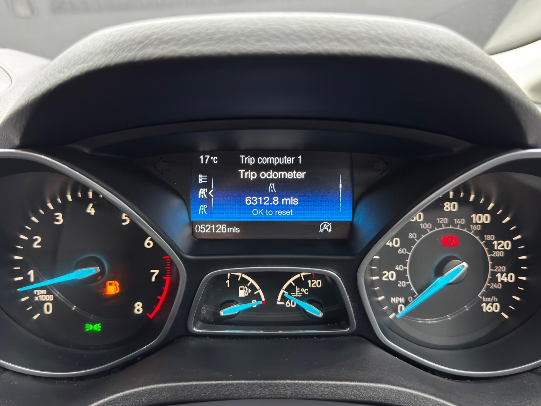 Ford C-Max view 22