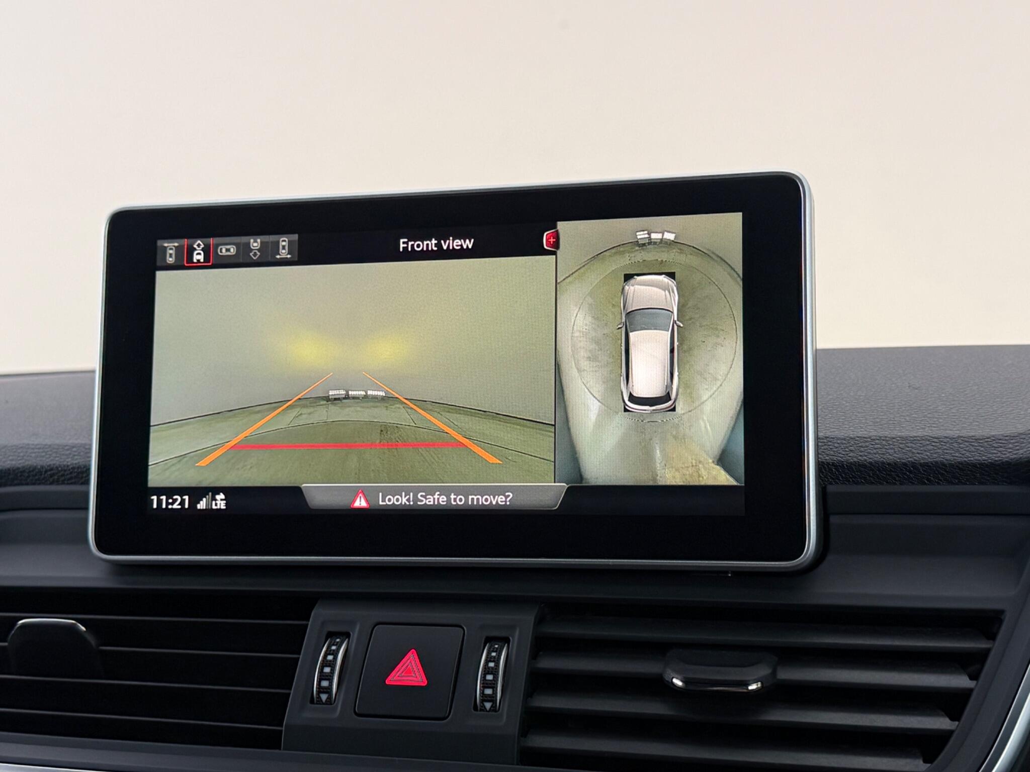 Audi Q5 view 25