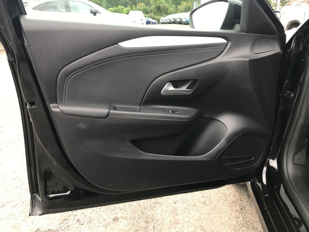 Vauxhall Corsa view 19