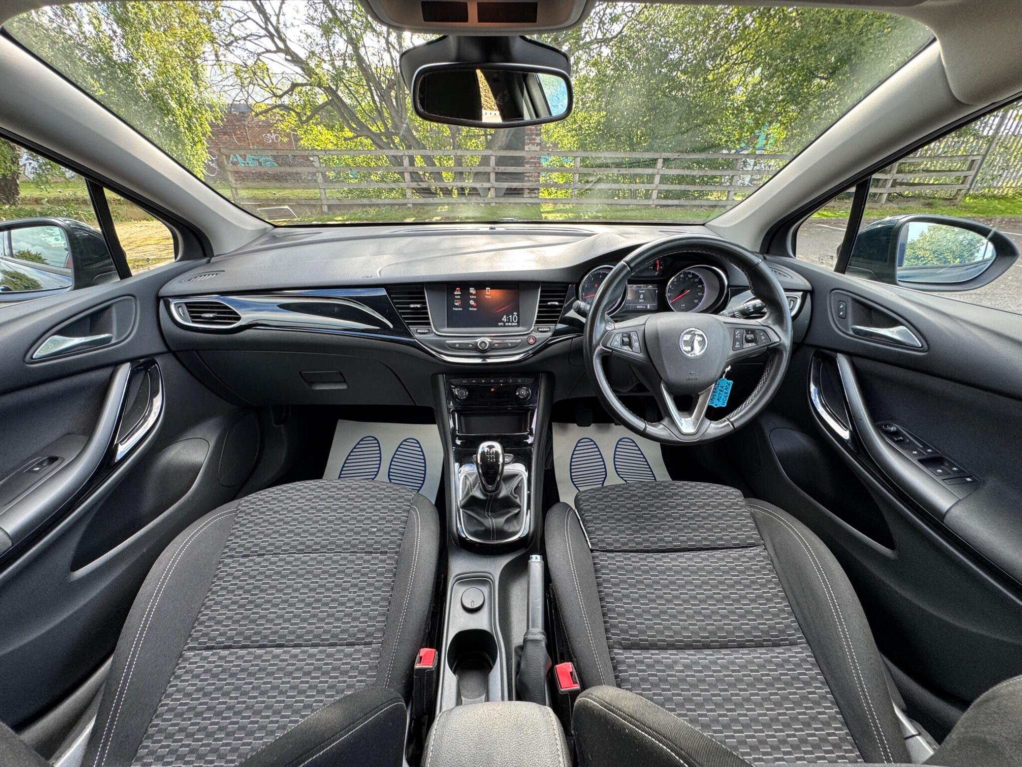 Vauxhall Astra view 27