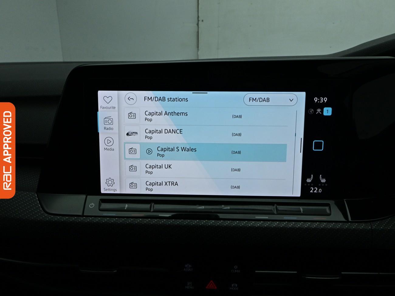 Volkswagen Golf view 14