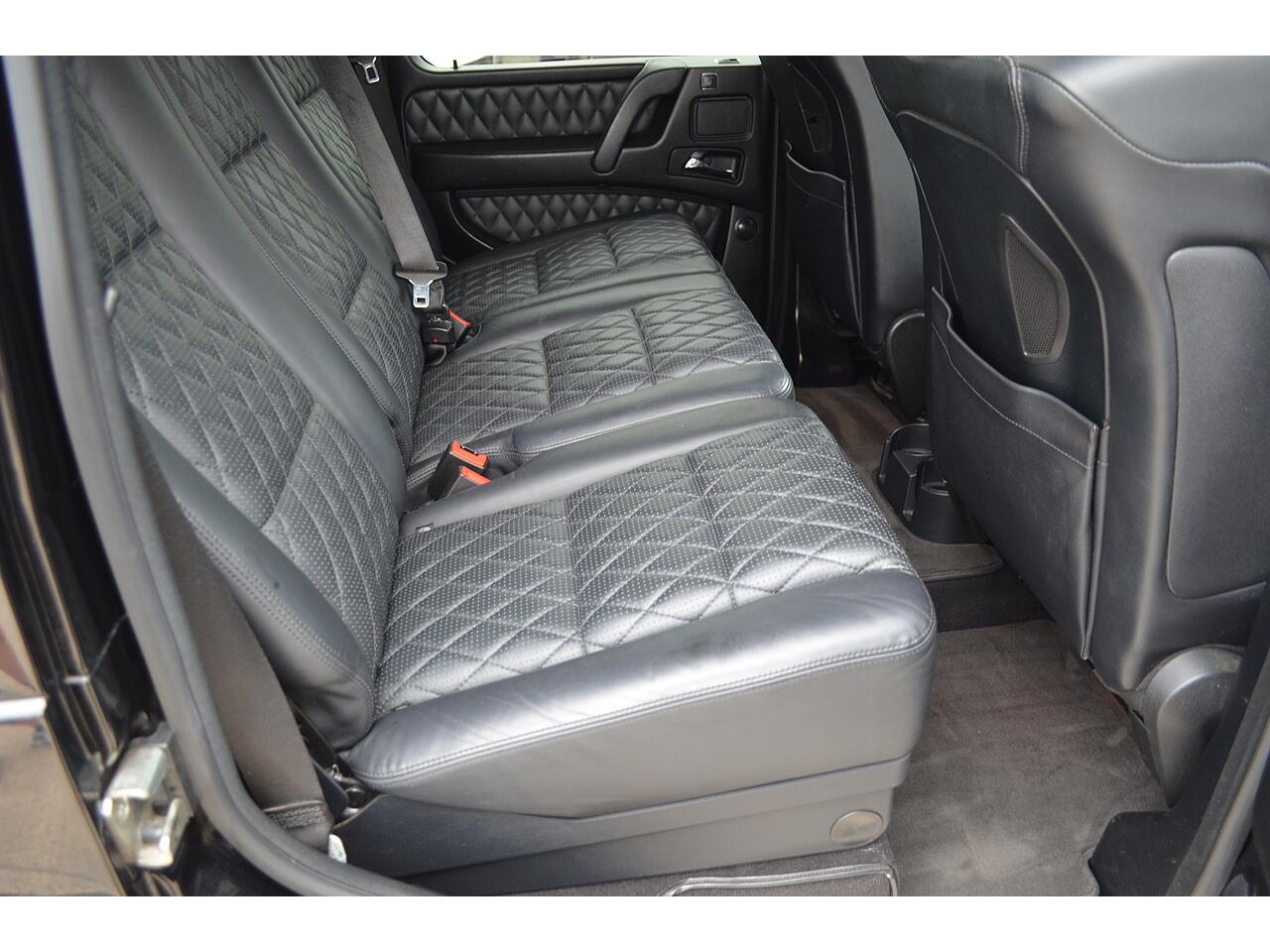 Mercedes-Benz G-Class view 24